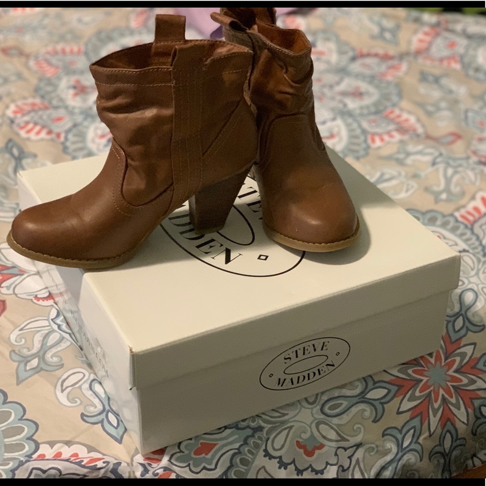 Brown booties
